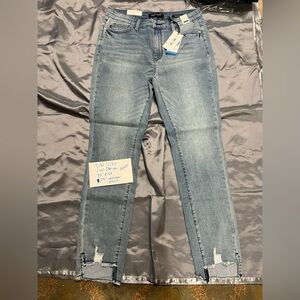 Judy Blue Light Blue Ankle Jeans size 11 NWT